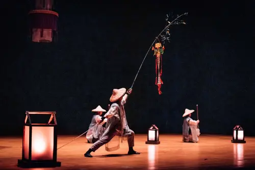 ▲放水燈儀式，透過點亮水燈為迷途的亡魂指引方向，邀請他們回到人間、回到家。(圖／九天提供2026.3.9)