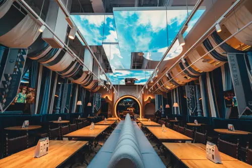 ▲不少人特別選在WBC經典賽，揪團到餐廳看球。（圖／金色三麥lebledor.com）