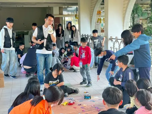 ▲透過ai機器人實作激發孩子創造力與解決問題能力(圖／數位局提供2026.3.9)