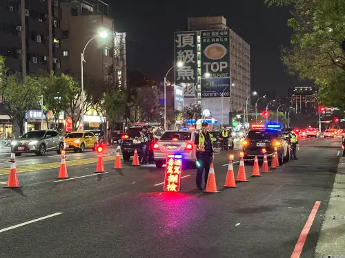 雄警「毒駕、酒駕大執法」首日取締15件