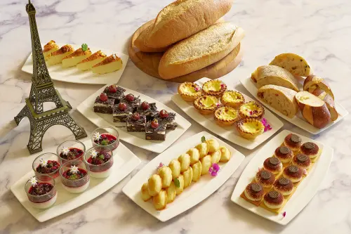 ▲JR東日本大飯店台北的「Brilliant鉑麗安全日餐廳」推出「歐洲經典主題自助餐」，同步有多樣化的歐式甜點。（圖／JR東日本大飯店台北提供taipei.metropolitan.tw）