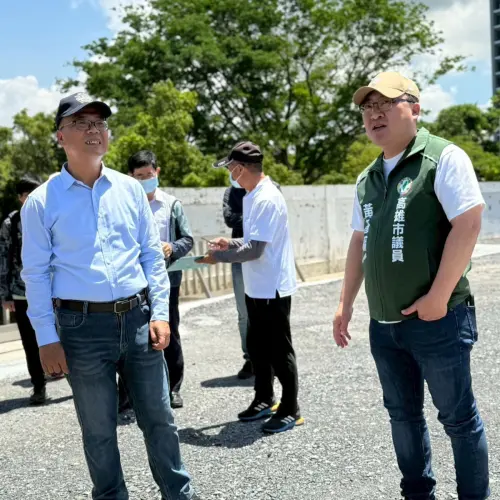 活化空間　黃彥毓讓小港舊泳池變身停車場　服務初心不中斷