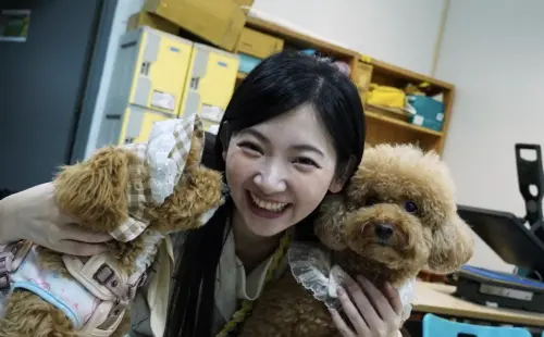 ▲優格姐姐除了喜歡小朋友，更是愛動物一族。（圖／台北海大提供）