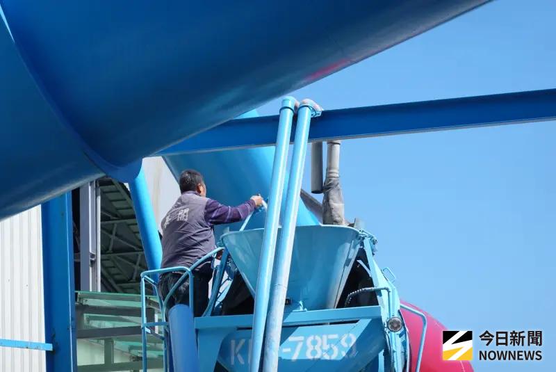 ▲台灣區預拌混凝土工業同業公會說明，未來漲價與否考量。示意圖。（圖／記者李青縈攝）