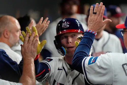 ▲外號「PCA」的年輕球星克勞·阿姆斯壯（Pete Crow-Armstrong）在二、三壘有人的情況下，轟出直擊右外野看台頂層的特大號三分全壘打。（圖／美聯社／達志影像）