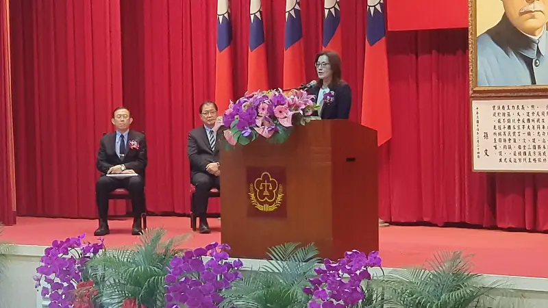    ▲陳舒怡致詞提出專業、同理心、團隊作戰作為對於未來的三個期許。（圖／記者劉松霖攝）  