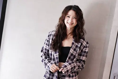 賴雅妍單身10年！撇清和溫嵐相戀　宣告回歸歌手身分：開演唱會啦