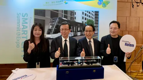 ▲高雄市副市長林欽榮參觀多家企業與機構展區亮點。（圖／記者陳美嘉攝，2026.03.11）