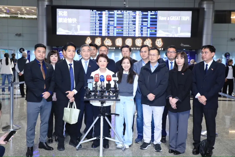    ▲台中市長盧秀燕出訪美國前在機場受訪。（圖／台中市政府提供，2026.03.11）  