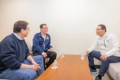 李四川選新北備受關注！特地找「這群人」操盤社群：沒有蜜月期