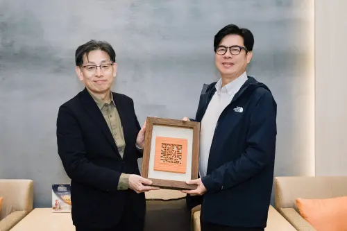 ▲高雄市長陳其邁感謝熊本縣木村敬知事，指派副知事竹內信義率團出訪，領導縣府團隊展現高度效率，共同促成台日城市攜手訪美。（圖／高市府提供）