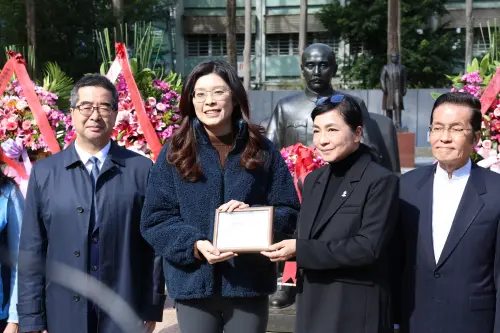 國父逝世101周年！鄭麗文：台灣應拿回主導權　當東洋燈塔
