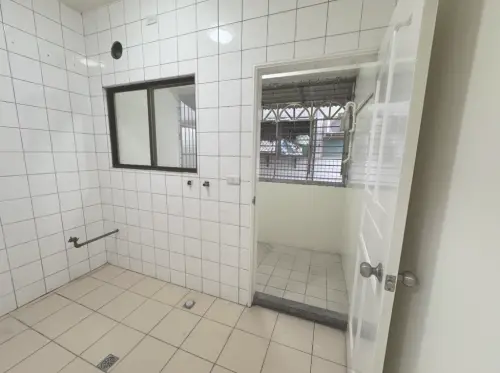 ▲廚房跟後陽台是比較需要花錢的地方，不過透過台灣金聯購買，不用仲介費、代書費，很划算。（圖／翻攝自台灣金聯tamco.com.tw）