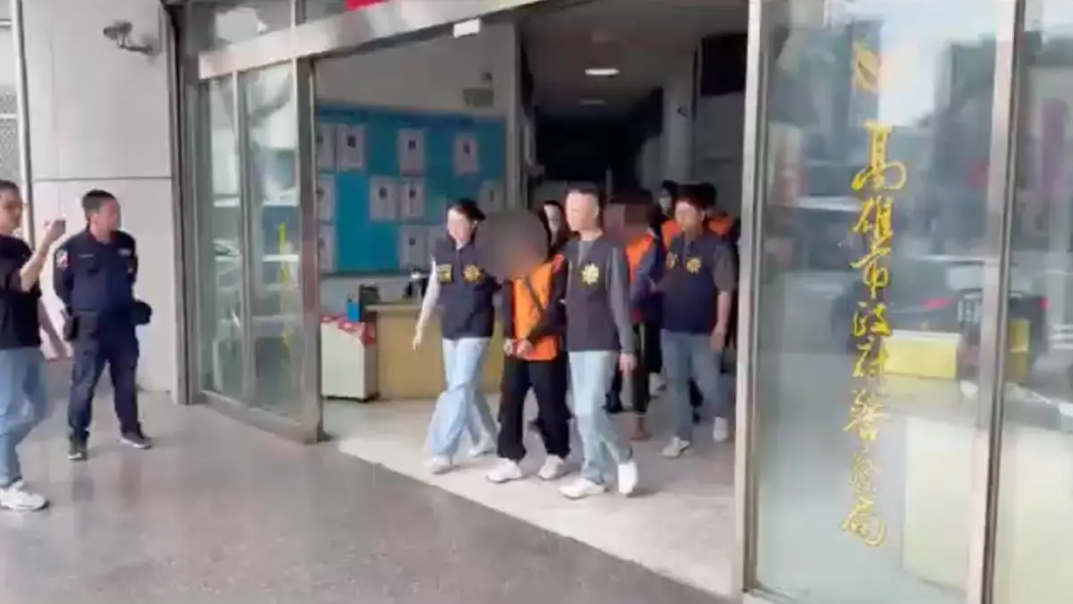 ▲由徐姓男子為首的詐騙集團，夥同竹聯幫仁堂弘仁會及地方角頭進行投資詐騙。（圖／警方提供）