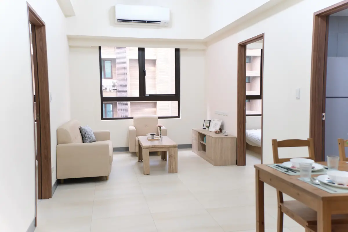 ▲內政部今年將於6縣市釋出共5000戶社會住宅，圖為新北三重「富貴好室」社宅實景，明亮寬敞的格局吸引眾多租屋族目光，想進行社宅申請的民眾千萬別錯過。（圖／內政部提供 moi.gov.tw）