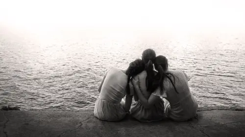 三姊妹淪性奴達六年！噁男鄰居逼女友送2幼妹上門　最小才幼兒園