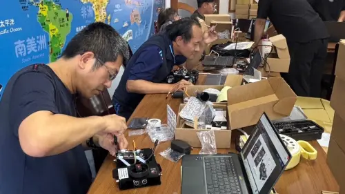 ▲「高雄市AI機器人程式設計種子教師培訓計畫」協助偏鄉26所國中小學推動機器人與程式教育。（圖／高市府教育局提供）