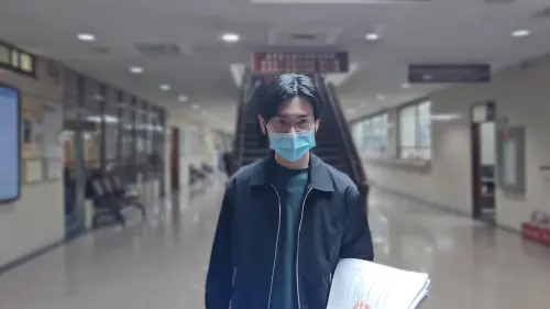 ▲林經哲控訴一名女粉絲傳私訊、發限動、去他FB貼文留言等7種方式跟騷及誹謗，使他心生畏懼。（圖／記者劉松霖攝）