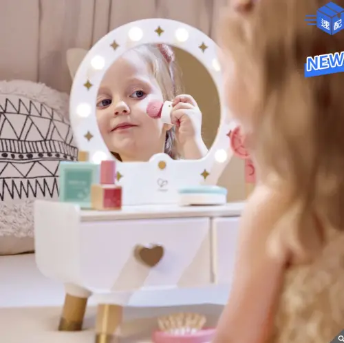 ▲好市多新品「Hape梳妝台」爆紅，一名疑似代購女子將架上多組商品集中到推車，尚未結帳就聲稱「全部都是她的」，還阻止其他顧客拿取，事件曝光後引發網友不滿。（圖／翻攝自好市多官網www.costco.com.tw/）