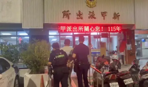 ▲ 陳男除無照駕駛，車牌也已遭監理站逕行註銷，且在車內查獲大量毒品，另施以毒品唾液快篩亦呈陽性反應，當場依現行犯予以逮捕，移送地檢署偵辦。（圖／記者過凱杰翻攝）