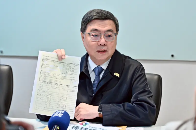 卓榮泰秀208萬包機單據反翻車？他狠批：自己認證公器私用