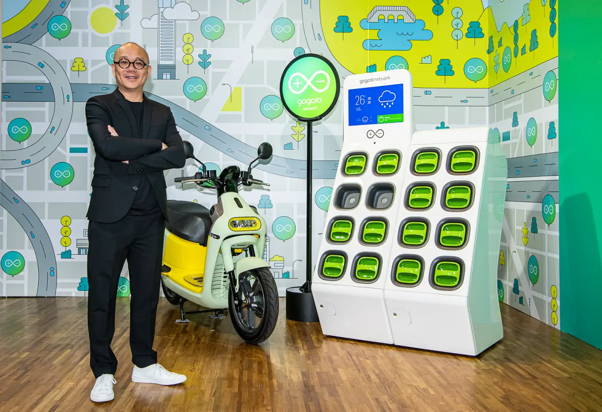 ▲ Gogoro創辦人陸學森（圖）爆出積欠1.5 億元，且下落不明。當初幫他作保的潤泰集團總裁尹衍樑被迫吞下這筆爛帳，一怒之下跨海提告。 （圖／翻攝自Gogoro官網）