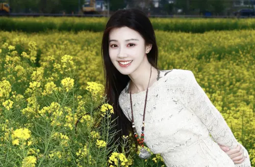 王鶴潤忘切帳號翻車！酸王玉雯太腫太蠢　工作室急道歉：操作失誤
