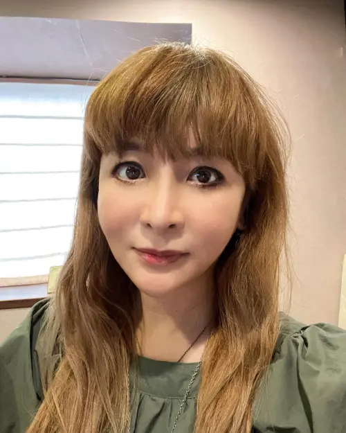 ▲蔣萍在節目中提到自己跟母親決裂20年的關係，竟是前夫不倫親生母親。（圖／翻攝自蔣萍IG@jiang.ping.98）