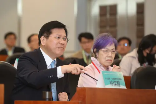 ▲台灣智庫今天舉辦「台灣總統直選三十週年與民主韌性」研討會，林佳龍出席。（圖／記者邱曾其攝，2026.03.14）