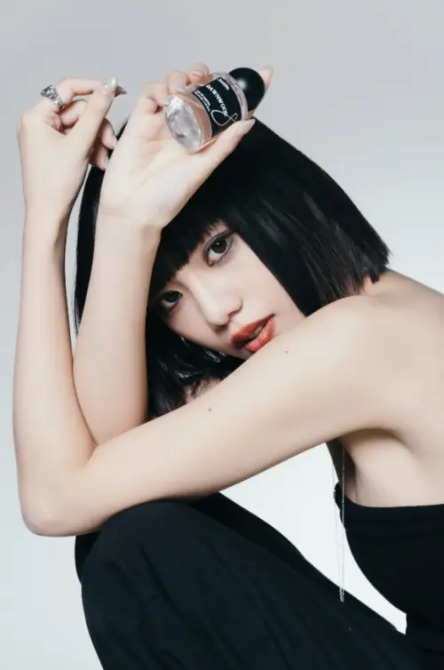 ▲木木（如圖）演員之路琢磨未深，但她深信一切正在潛沉，期盼夢想圓滿得那天到來。（圖／品牌提供）