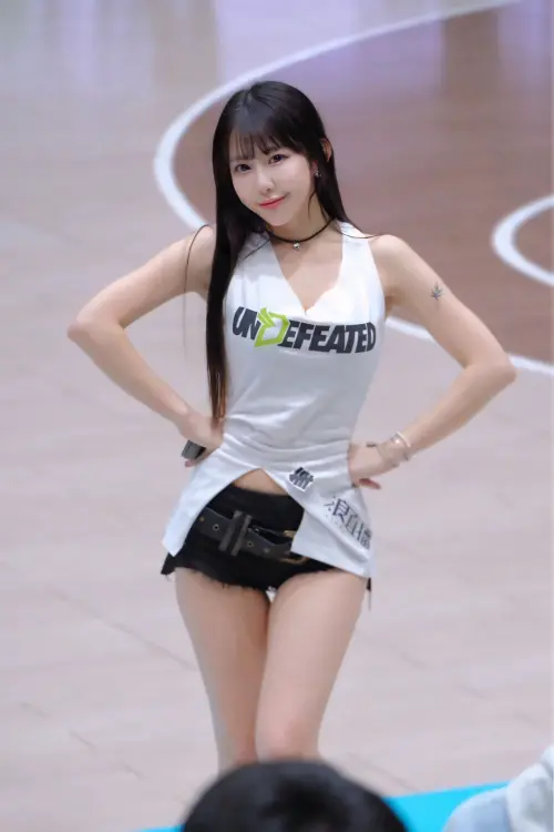 ▲梓梓是Formosa Sexy隊長兼總監，包辦團隊編舞任務，她為Formosa Sexy成員魔鬼特訓，每週球賽的開場舞從不重複。（圖／梓梓 董梓甯IG@t40533）