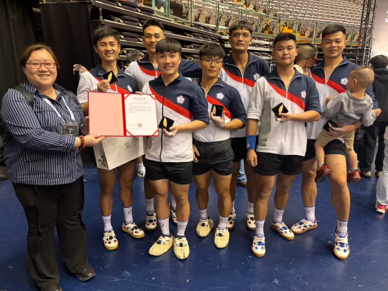 中華拔河隊勇奪臺北世界室內拔河錦標賽金牌　賴清德總統致電申賀