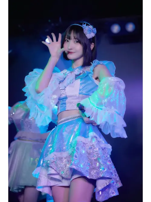 ▲▼白鳥華子是去年剛出道的新人，作品不多。（圖／白鳥華子IG@lumiday_haruko）