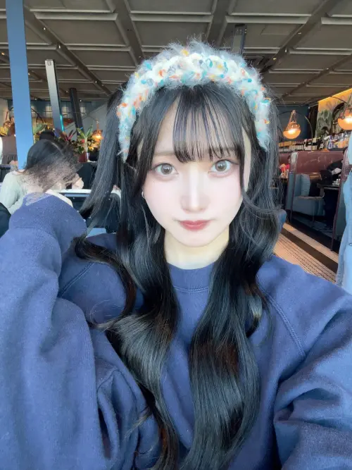 ▲▼白鳥華子是去年剛出道的新人，作品不多。（圖／白鳥華子IG@lumiday_haruko）