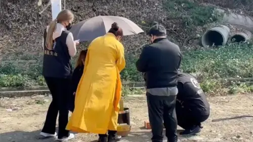 台中情殺案招魂！兒淚喊「媽媽不要怕」　一次擲筊就聖筊