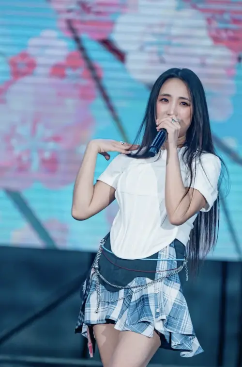 ▲梁舒涵自嘲是「愛情絕緣體」，想要深耕歌唱事業。（圖／寬寬整合提供）