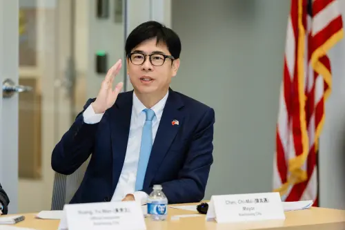 陳其邁最新滿意度超驚人！赴任中央呼聲高　本人4字吐心聲