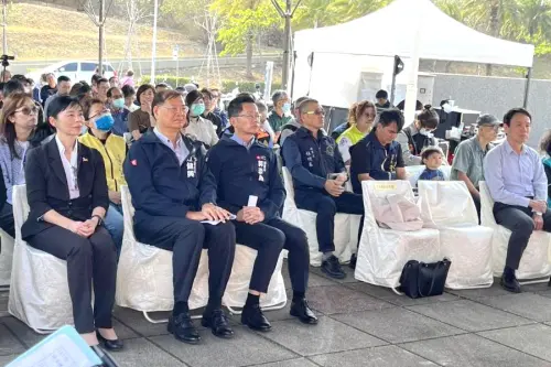 ▲高雄市政府勞工局舉辦115年度勞動女性紀念公園春祭活動，有「高中六號」渡輪事件家屬代表與會。(圖／高雄市政府勞工局提供)