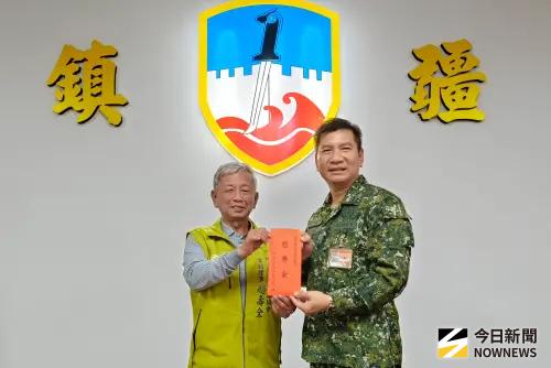 ▲里港文富食品董事長趙壽全，赴澎湖防衛指揮部敬軍慰問。（圖／記者莊全成攝，2026.03.15）