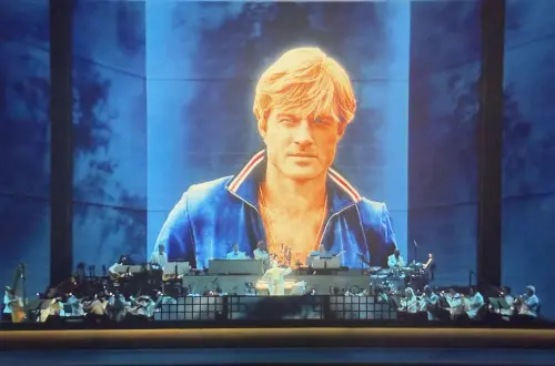 83歲芭芭拉史翠珊現身奧斯卡！〈往日情懷〉致敬勞勃瑞福逼哭粉絲