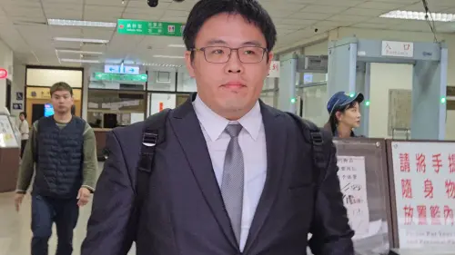 ▲施志遠雖已辭職法官，若遭判免職，仍會危及他的律師生涯，他在庭上道歉並請求輕判罰俸。（圖／記者劉松霖攝）