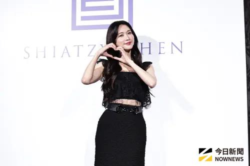 ▲林志玲（如圖）整個人宛如一道光芒閃耀，美得不忍直視。（圖／記者吳翊緁攝影）