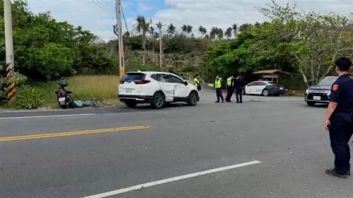 台東台11線死亡車禍！騎士猛撞左轉休旅車　「機車全毀」人送醫亡