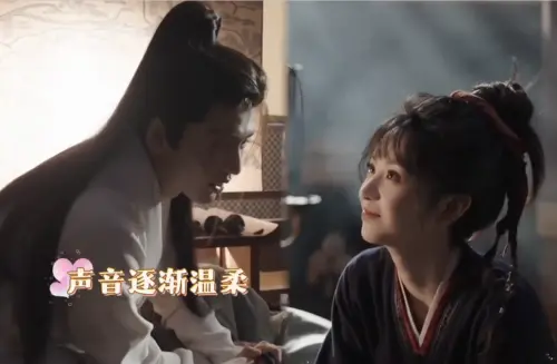 ▲田曦薇拍《逐玉》一聽到土味情話就笑場，張凌赫陪練台詞，導演都姨母笑，「這就是戀愛（的感覺）。」（圖／翻攝自微博）