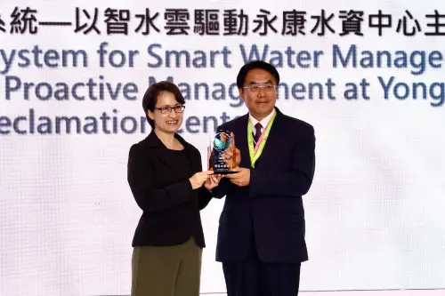 智慧城市展　黃偉哲推城市AI創新治理與機器人跨域應用