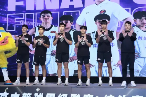 ▲南湖高中今年不僅延續傳統的跑轟速度，更在八強期間修正了籃板劣勢，場均45.4 籃板位居四強之冠。（圖／記者朱永強攝）