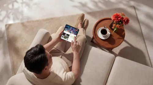 ▲OPPO Find N6全新「自由視窗 」功能，可同時開啟多達四個應用程式，還可自由調整視窗大小與比例。（圖／官方提供）