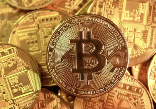 搶頭香！越南銀行與企業爭相卡位　首批合法加密貨幣交易所將登場
