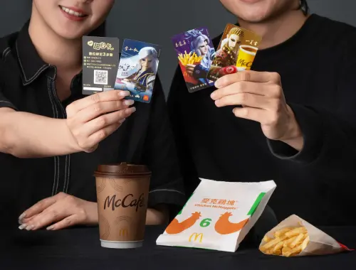 ▲霹靂布袋戲三台柱陪大家吃麥當勞。（圖／麥當勞提供）