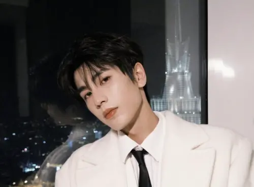 ▲張凌赫因《逐玉》大紅，幾年前他就備受看好、獲封「待爆帝」，今年終於實現。（圖／翻攝自IG@zhanglinghe__1230）